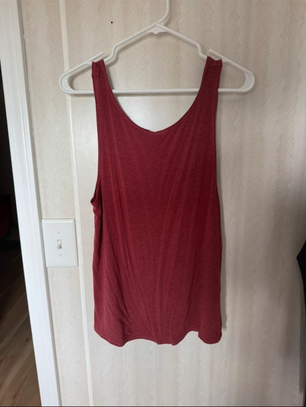 ZYIA Deep Red Scoop Neck Tank